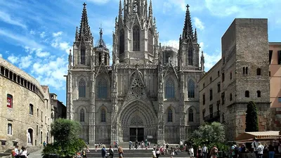 Экскурсии по Барселоне: Кафедральный собор Святого Креста – Гид по  Барселоне и Каталонии Олег Дячок