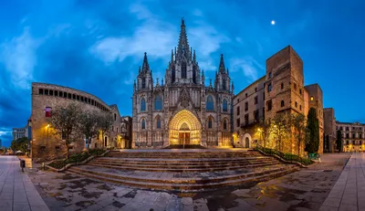 Собор Святого Семейства в Барселоне, Испания Редакционное Фото -  изображение насчитывающей художничества, город: 163315791