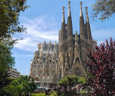 Путешествия и туризм - Саграда-Фамилия, Барселона, Испания 🇪🇸 | Facebook