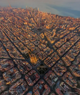 Барселона, вид сверху. | Пикабу