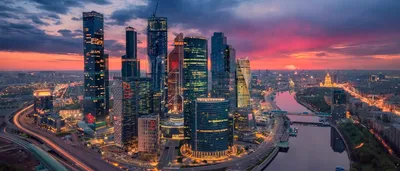 Город за облаками: «Москва-Сити» в метрах, рублях и долларах