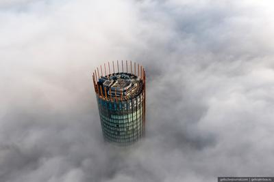 В Екатеринбурге готовится к сдаче башня \"Исеть\": кадры изнутри небоскреба -  YouTube