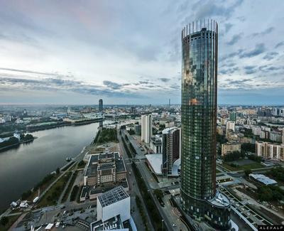 Башня Исеть, Екатеринбург: этажи, высота, ресторан, смотровая площадка,  фото, отзывы, отели рядом — Туристер.ру