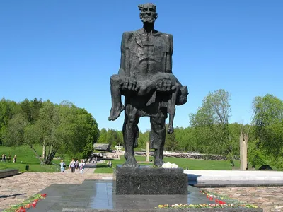 Мемориальный комплекс Хатынь. Белоруссия / Беларусь | отзывы