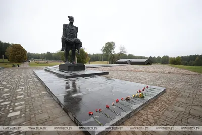 Мемориальный комплекс в деревне Хатынь - Беларусь