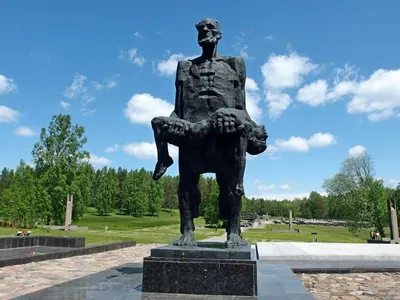 Мемориальный комплекс «Хатынь» (Беларусь) – фото, цены, карта