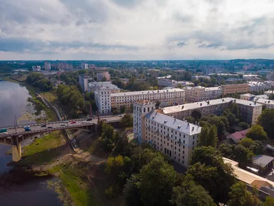 Вид сверху Витебск Беларуси красивый город. Маленькие дома в центре города  Редакционное Изображение - изображение насчитывающей святейше, красивейшее:  198551960