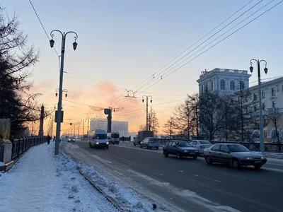 Витебск, Беларусь. Трафик На Улице И Успенский Собор Фотография, картинки,  изображения и сток-фотография без роялти. Image 82065185