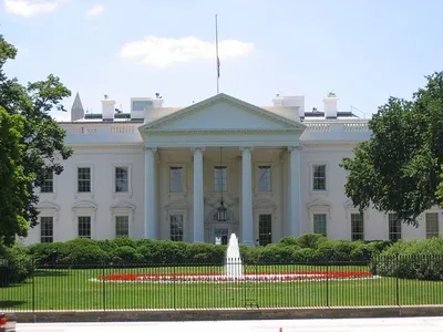 Белый Дом в вашингтоне, Вашингтон, США Стоковое Изображение - изображение  насчитывающей день, утверждение: 180980905