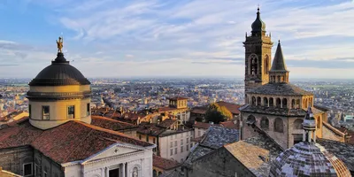 Город Бергамо, Италия - на карте, достопримечательности и фото.
