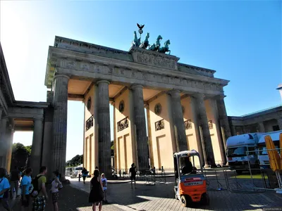 Бранденбургские ворота: памятник, величественный как сама Германия |  Путешествия и туризм | TRIP-WELL | Дзен