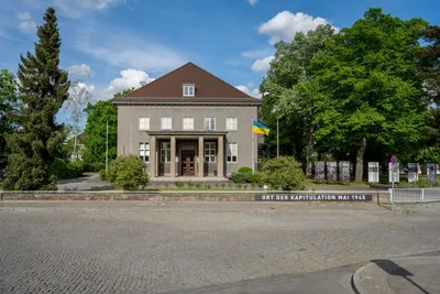 Фото: Германо-российский музей Берлин-Карлсхорст, музей, Zwieseler Straße,  4, Berlin — Яндекс Карты