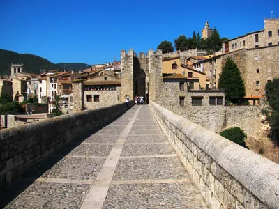 Отзыв о Город Бесалу (Испания, Каталония) | Один из запоминающихся городов  Каталонии