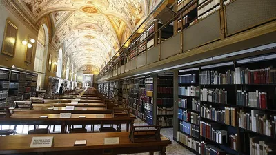 Что скрывается в библиотеке Ватикана | ПОЛИМАТ. Универсальный человек | Дзен