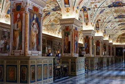 Книга Библиотека Ватикана. Галерея Урбана VIII. Сикстинские залы. Залы Павла