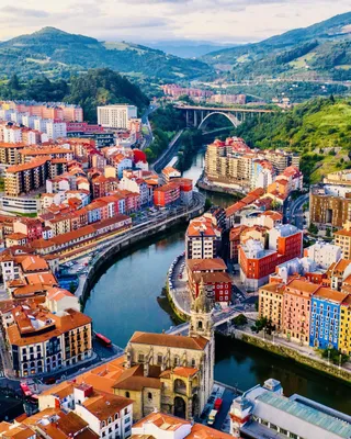 Bilbao, Spain: Where Culture, History, and Cuisine Meet for Food-Loving  Travelers - by CÚRATE Trips