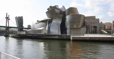 File:Guggenheim museum Bilbao HDR-image.jpg - Wikimedia Commons