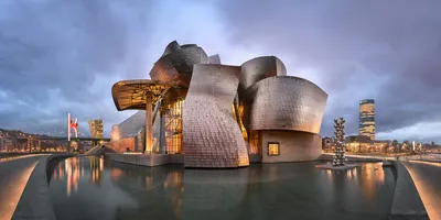 Фотография Музей Гуггенхайма, Бильбао, Испания | Фотобанк ГеоФото/GeoPhoto  | GetImages Group