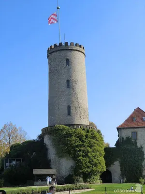 Замок Билефельд Германия Sparrenburg Стоковое Изображение - изображение  насчитывающей марочный, камень: 80031665