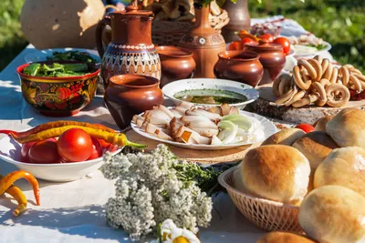 Русская кухня - блюда, рецепты, супы, салаты, закуски, горячее Русской кухни