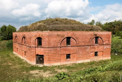 Экскурсия по Бобруйской крепости — пока не развалилась