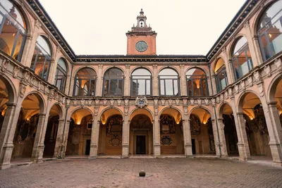 Болонья: путешествие в мир искусства 🧭 цена экскурсии €130, отзывы,  расписание экскурсий в Болонье