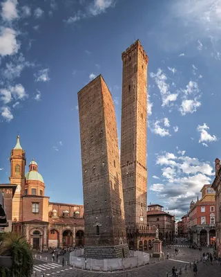 Падающие башни Болоньи. Италия | Пикабу