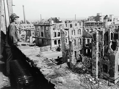 Бомбардировка Дрездена: как англичане и американцы аннигилировали столицу  Саксонии