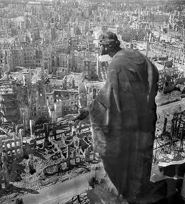 Вокруг была смерть\": бомбардировка Дрездена в 1945 году - фото -  13.02.2020, Sputnik Таджикистан