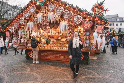 A Complete Guide to Bonn's Christmas Market [2023] | Tall Girl Big World