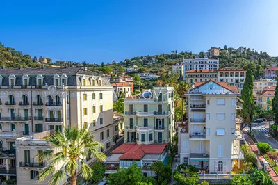 Современная вилла с шикарным видом и в тихом месте аренда в Бордигера,  Италия - Hermitage Riviera
