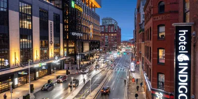 Улицы города Бостон в Соединенных Штатах Редакционное Фото - изображение  насчитывающей массачусетс, достопримечательностью: 137660636