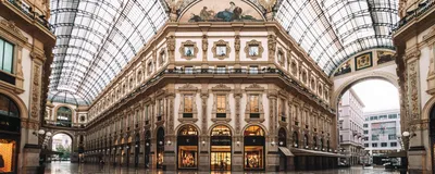 Шоппинг в #Милан'е с #сопровождение'м. Профессиональный русский шоппинг-гид  | Luxury shop, Shopping destinations, Milan