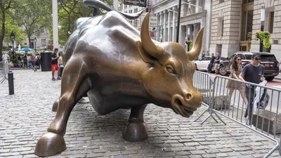 Charging Bull symbol of the New York NEW YORK CITY NY USA – Artesty.com