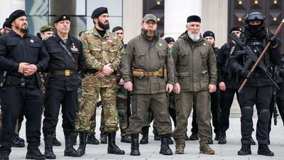 Президент-отель», расписки и «главный чех». Почему чеченских полицейских,  обвинявшихся в вымогательстве, осудили за самоуправство