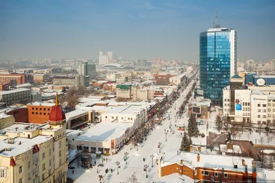 В центре Челябинска загорелся рынок