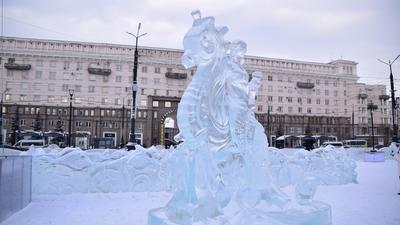 Пл. Революции. Челябинск. Зима 2019. — Наш Челябинск