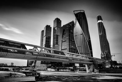 Картинки по запросу чёрно-белое фото Москва Сити | Черно-белое фото, Черно- белое, Картинки