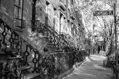 Черно белые руины Нью-Йорка» — создано в Шедевруме