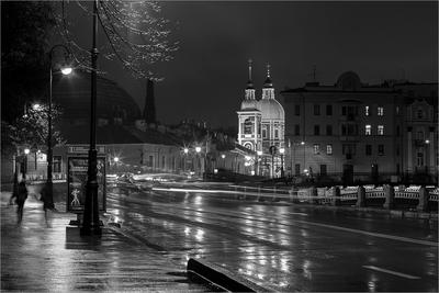 Фото Дождь, которого не было - фотограф Irina Sen' - город, черно-белые,  фотомонтаж - ФотоФорум.ру