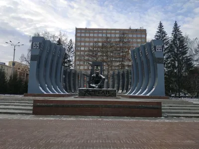 Фото Afghanistan War Memorial, Yekaterinburg (Чёрный тюльпан) в городе  Екатеринбург