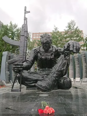 Мемориалу «Чёрный тюльпан» в Екатеринбурге 25 лет! Как это было: от  эскизного проекта - до открытия! - YouTube