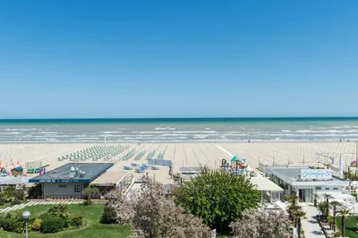 10 лучших пляжных отелей в городе Червия, Италия | Booking.com