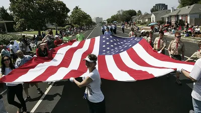 День Независимости США. Празднование этого события в Бельцах и поздравления  от горожан - YouTube