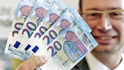 Наличные все еще преобладают в Германии: сколько евро носят немцы в  кошельке | PaySpace Magazine
