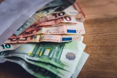 Новая валюта в Латвии прижилась без проблем / Статья