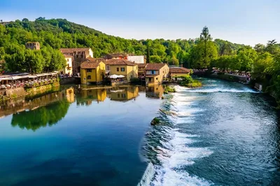 В Италии пополнился список самых красивых старинных деревень - РИА Новости,  11.11.2020