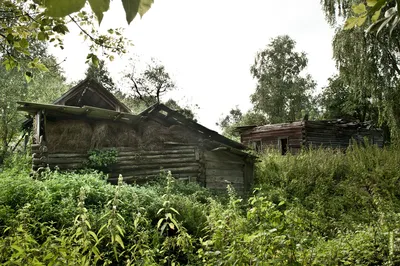 Дом традиционной белорусской деревни деревянный Стоковое Фото - изображение  насчитывающей старо, традиционно: 146811264