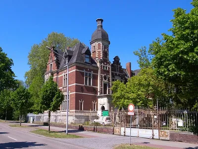 Deutschland . Германия и немцы - 🇩🇪Дессау (Dessau), Германия Город Дессау  находится на территории немецкой федеральной земли Саксония-Анхальт.  Численность населения города не превышает отметки в девяносто пять тысяч  человек. Скорее всего, Дессау