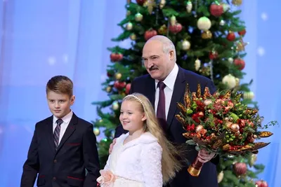 Лукашенко выступил на благотворительном новогоднем празднике для детей -  Российская газета